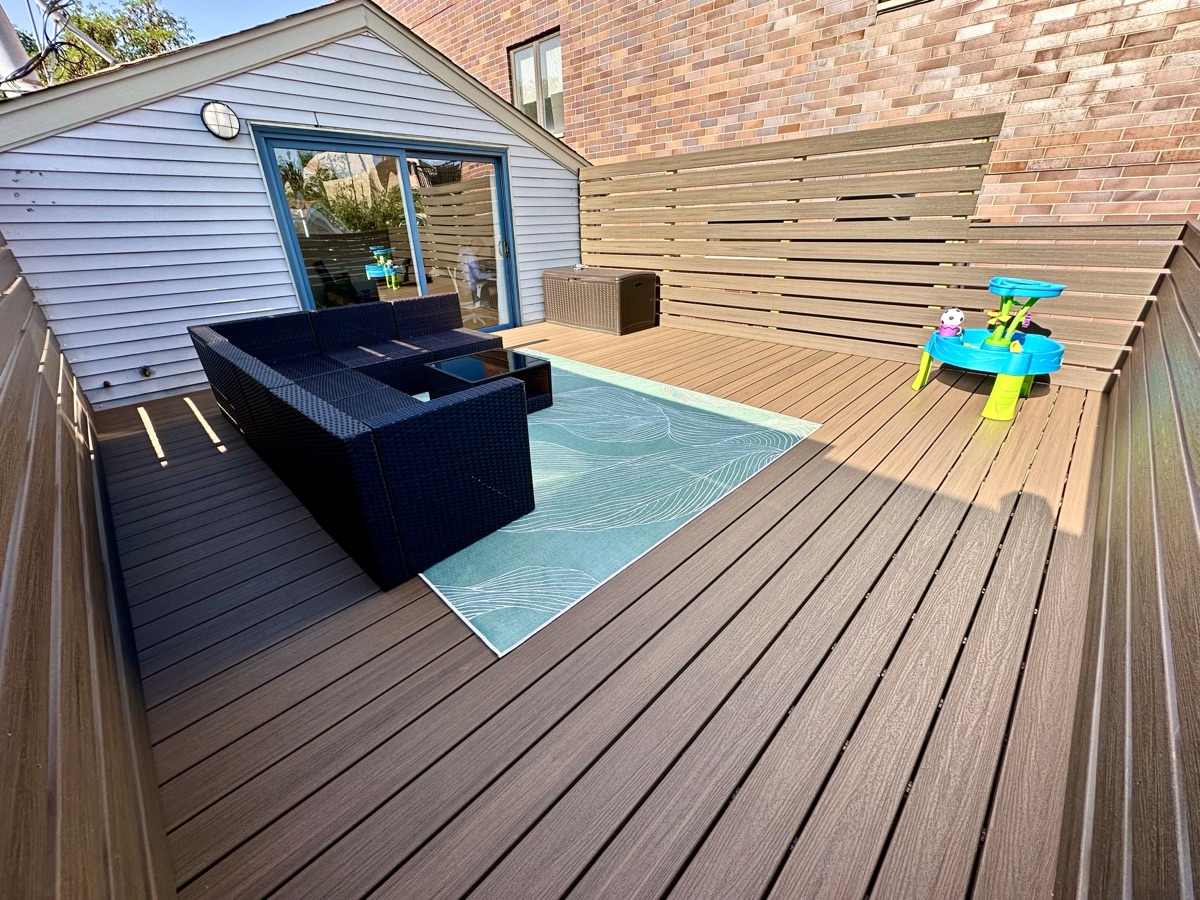 Composite Deck with Slatted Privacy Screens — 4 of 4